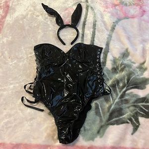 Roma Bad Bunny Costume